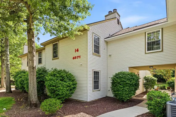 69 Waterview #33, Smithville, NJ 08205