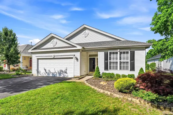 104 Brewster Dr, Smithville, NJ 08205