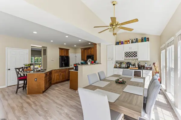 137 Delaware Ave, Egg Harbor Township, NJ 08234
