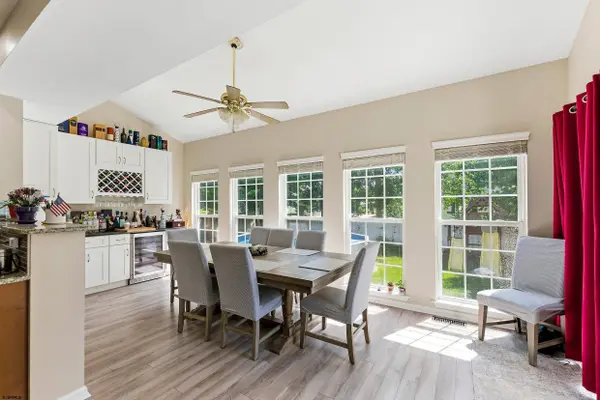 137 Delaware Ave, Egg Harbor Township, NJ 08234