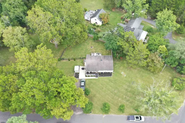 204 Sanford Ln, Port Republic, NJ 08241