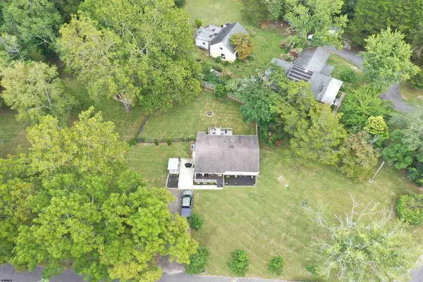 204 Sanford Ln, Port Republic, NJ 08241