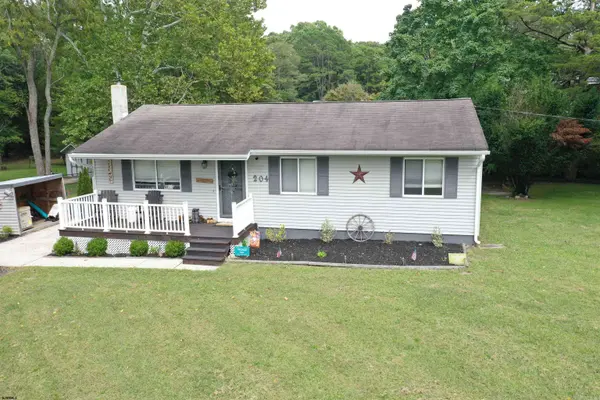 204 Sanford Ln