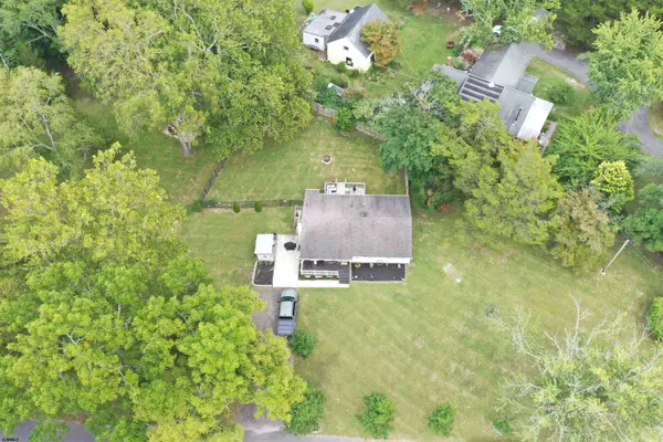 204 Sanford Ln, Port Republic, NJ 08241