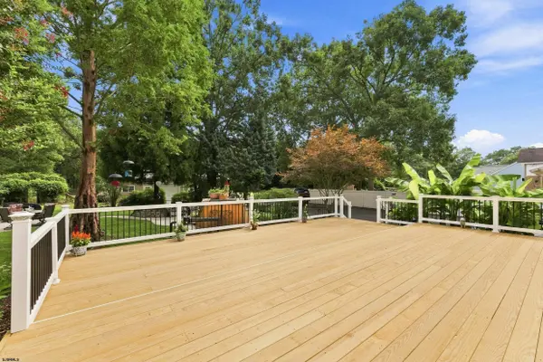 132 Alder Ave, Egg Harbor Township, NJ 08234
