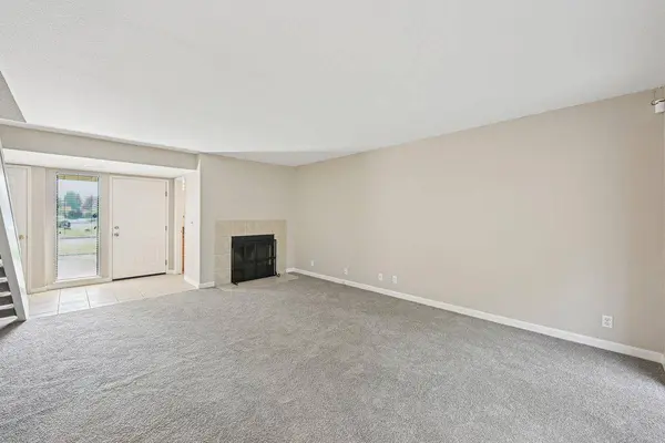 8501 Center Pkwy, Sacramento, CA 95823