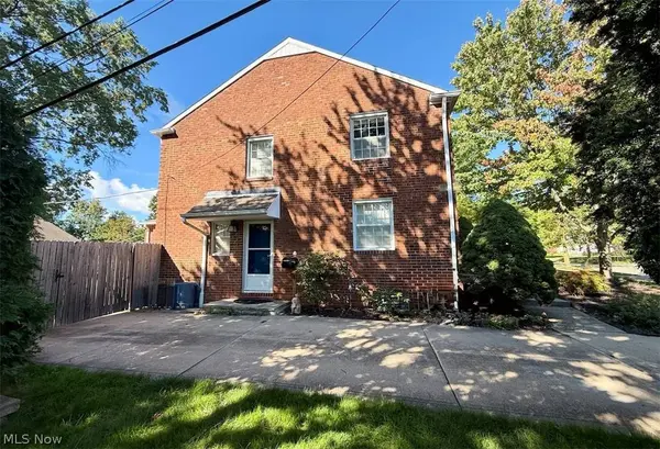 2446 Loyola RD, University Heights, OH 44118