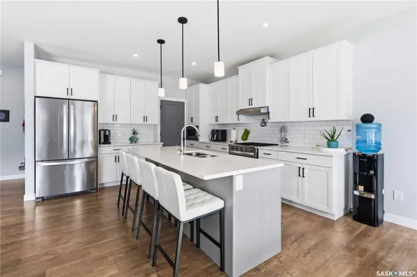 158 Chelsom BEND, Saskatoon, SK S7V 0Z9