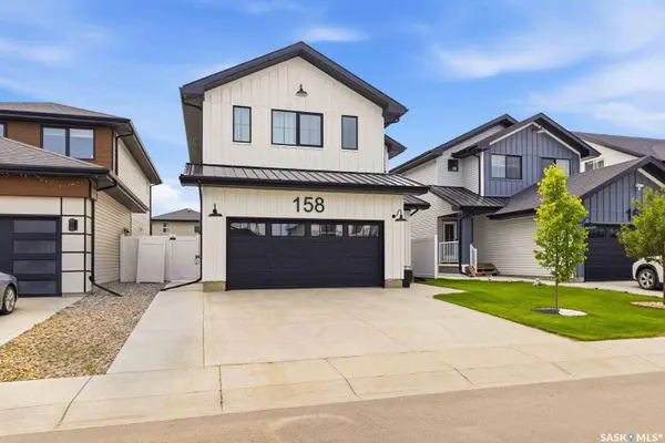158 Chelsom BEND, Saskatoon, SK S7V 0Z9