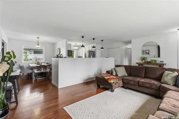 30 Cory PLACE, Saskatoon, SK S7M 5G8