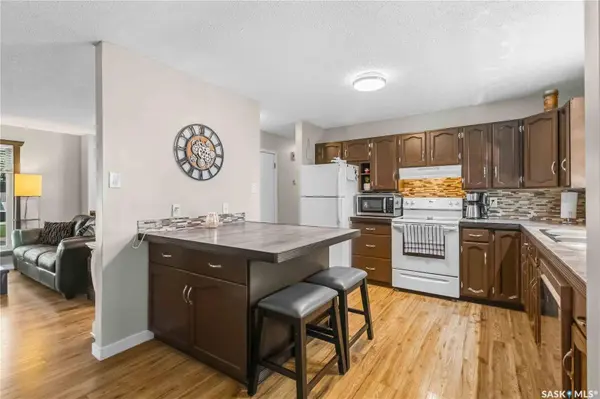 430 Ball WAY, Saskatoon, SK S7K 6E7