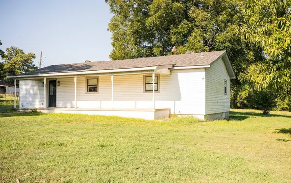 1250 PEYTON ST, Ward, AR 72176