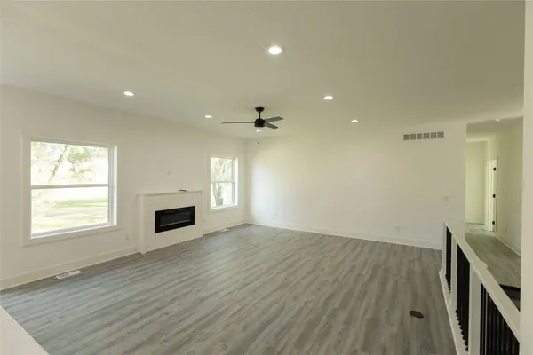 801 S 3rd Street, Winterset, IA 50273