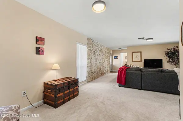 812 Port Malabar BLVD NE, Palm Bay, FL 32905