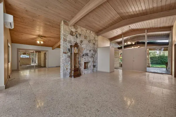 1041 Ruth AVE, Yuba City, CA 95993