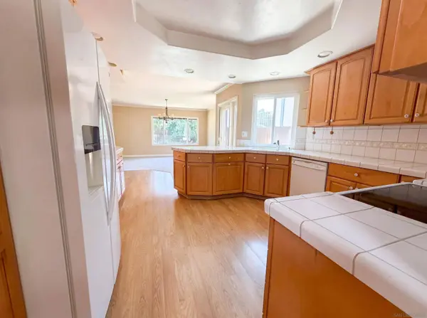 3556 Paseo Salamoner, La Mesa, CA 91941