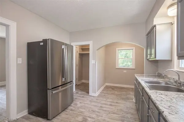 516 Bacon AVE, Akron, OH 44320