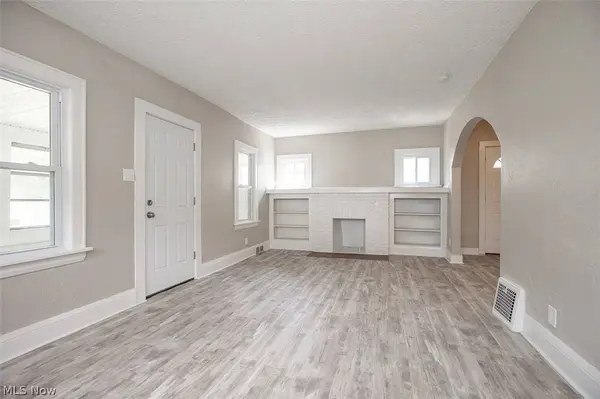516 Bacon AVE, Akron, OH 44320
