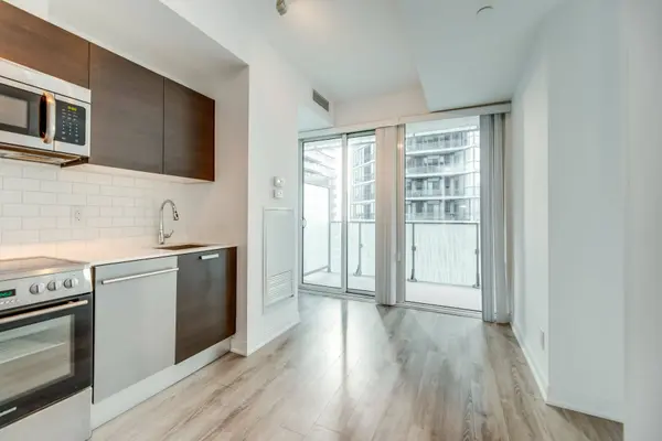 42 Charles ST E #1403, Toronto C08, ON M4Y 1N3