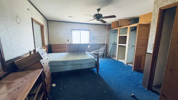2724 S Jade Rd, Golden Valley, AZ 86413-4854