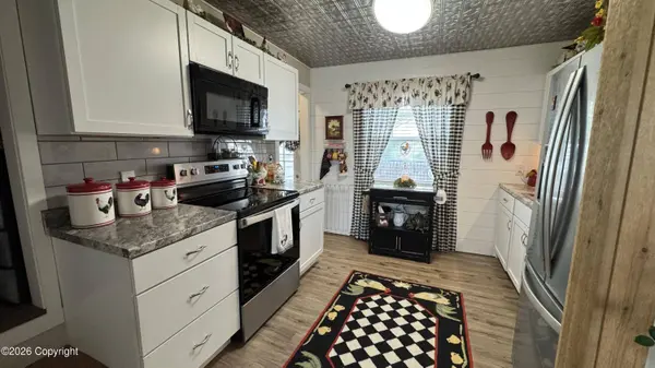 511 Longmont St, Gillette, WY 82716