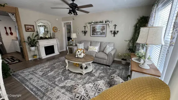 511 Longmont St, Gillette, WY 82716