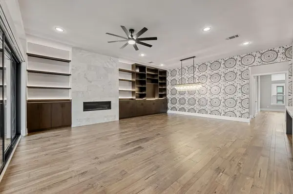 7854 Element Ave, Plano, TX 75024-0255