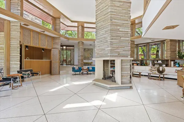 3720 Autumn Dr, Fort Worth, TX 76109-2613