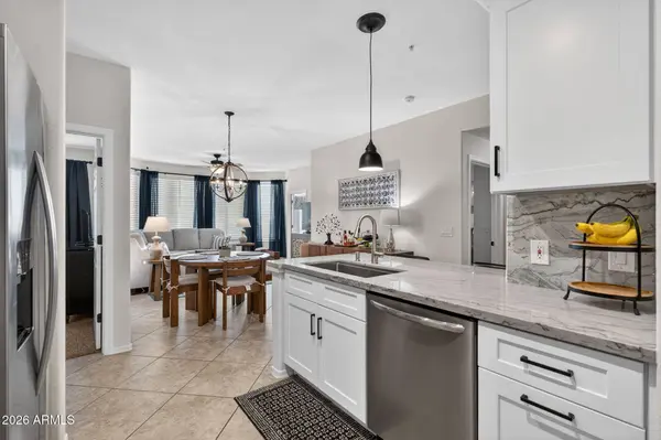 435 W RIO SALADO Parkway #204, Tempe, AZ 85281