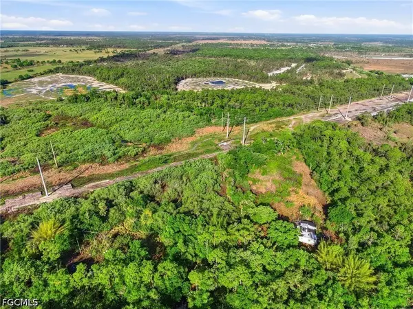 22811 Williams DR, North Fort Myers, FL 33917