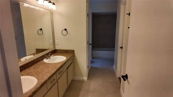 1025 HORNBEAM ST, Oviedo, FL 32765