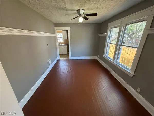 9902 Yale AVE, Cleveland, OH 44108