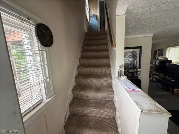 1152 E 147th ST, Cleveland, OH 44110