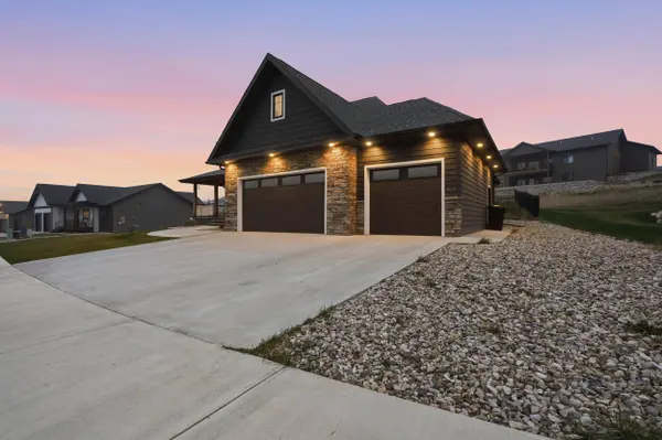 427 Gooseberry Road, Spearfish, SD 57783