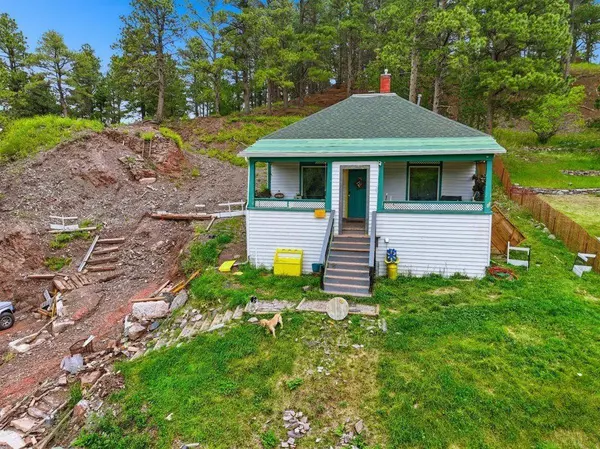 406 Barclay Avenue, Lead, SD 57754
