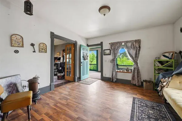406 Barclay Avenue, Lead, SD 57754