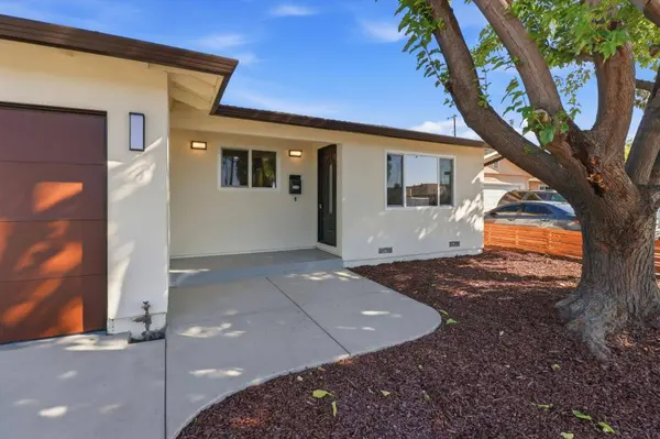 2736 Twin Oaks LN, San Jose, CA 95127