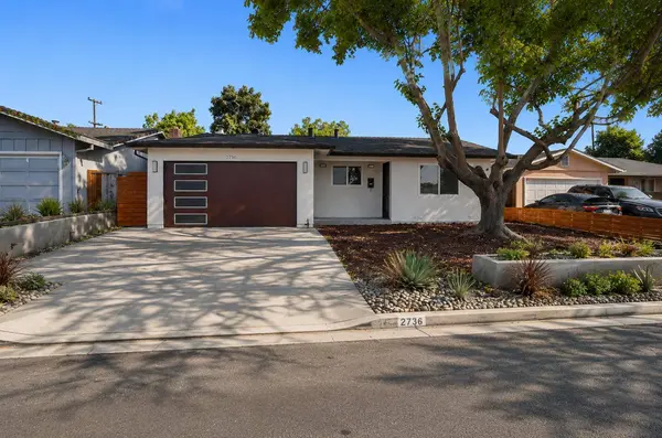 2736 Twin Oaks LN