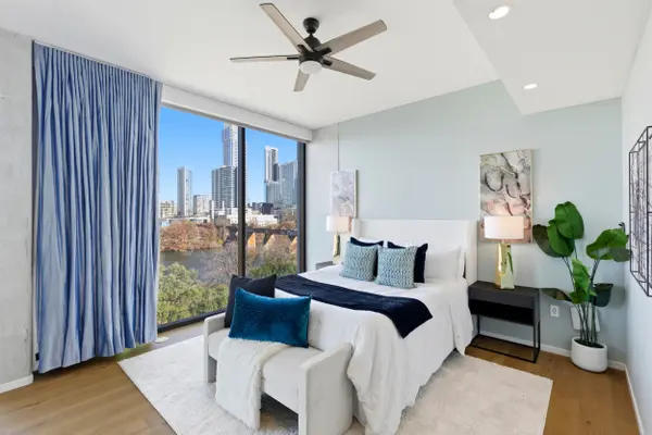 1211 W Riverside Dr #6B, Austin, TX 78704-1697