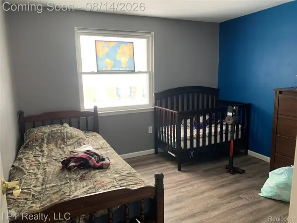 32133 Fairchild ST, Westland, MI 48186