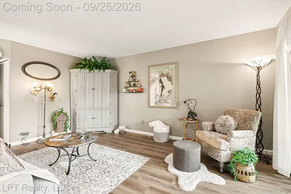 3222 Woodland AVE, Royal Oak, MI 48073
