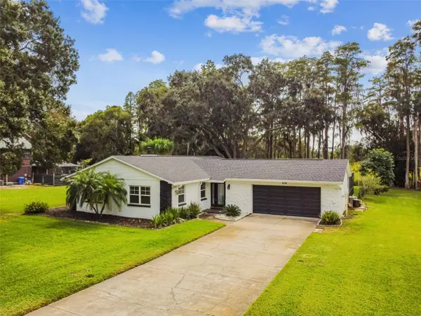 210 LAKE HOBBS RD, Lutz, FL 33548