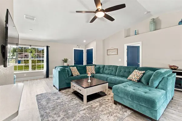 16473 SCAUP DUCK AVE, Weeki Wachee, FL 34614