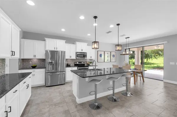 8807 EDEN COVE DR, Winter Garden, FL 34787