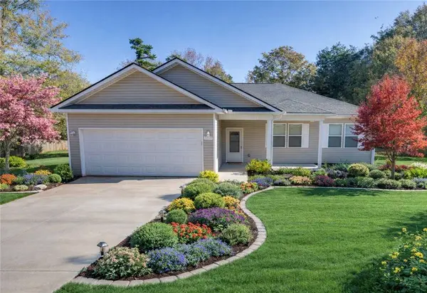 1020 Blumefield RD, Anderson, SC 29625