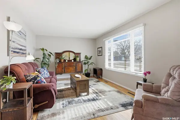 17 Malta CRESCENT, Saskatoon, SK S7L 3V9