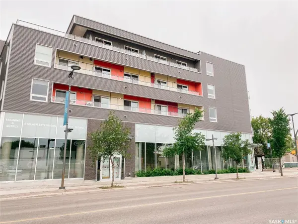 404 C AVENUE S #217, Saskatoon, SK S7M 5M9