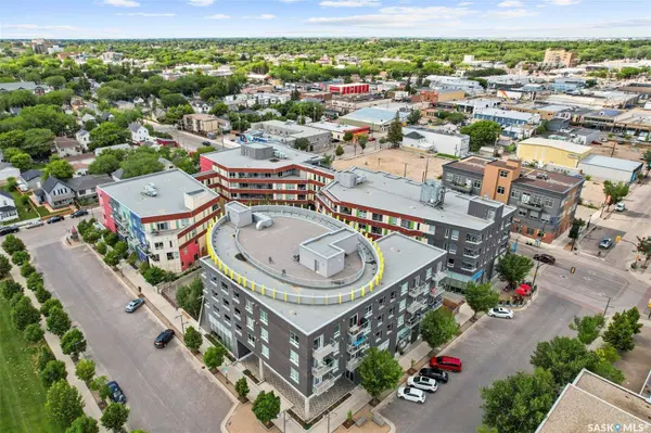 404 C AVENUE S #217, Saskatoon, SK S7M 5M9