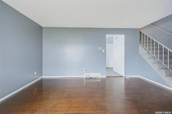 3009A 33rd STREET W, Saskatoon, SK S7L 0X8