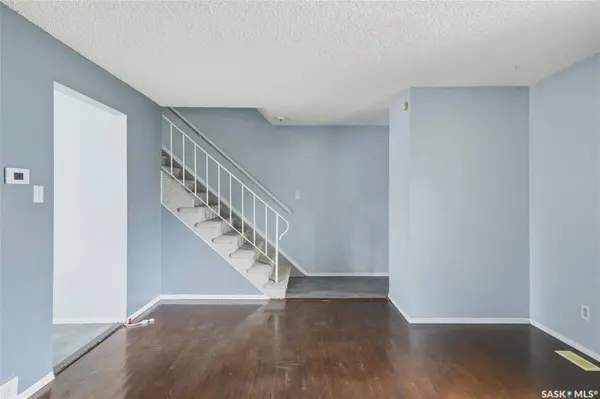 3009A 33rd STREET W, Saskatoon, SK S7L 0X8